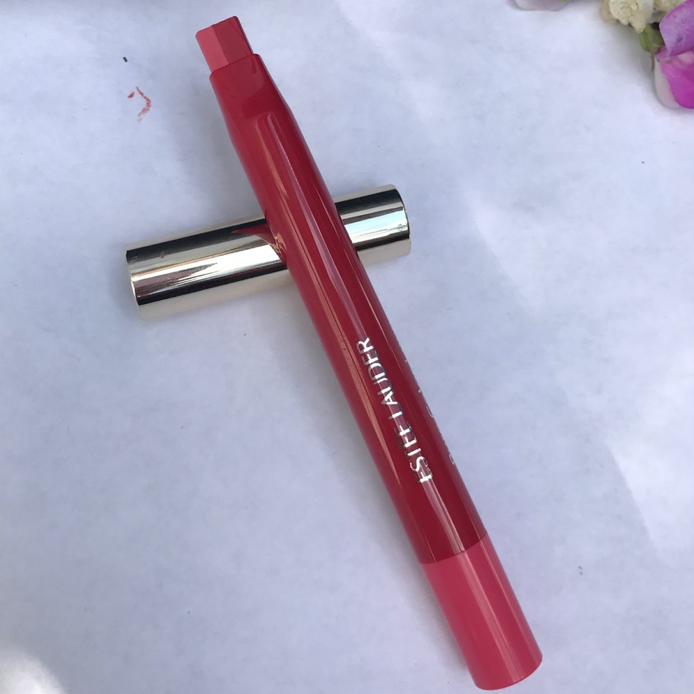 Estee Lauder Pink Lip Crayon - Creamy Pink Shade